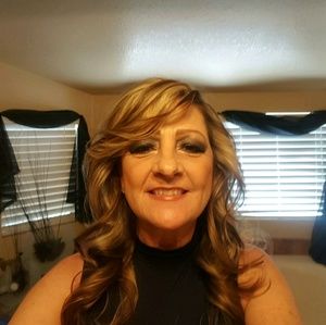 Meet your Posher, Jerri